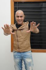 Baba Sehgal on location of the video shoot for his upcoming single release Mumbai City (14).JPG